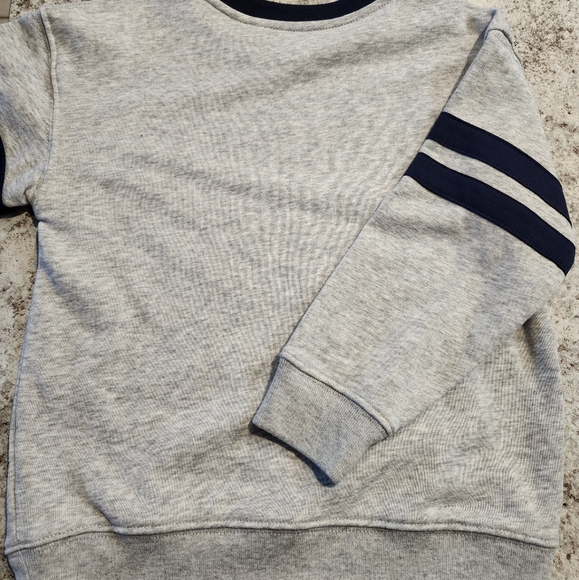 Bundle- Boys Long Sleeve Shirt/Hooded Jacket(5/6) NWT - Picture 13 of 13